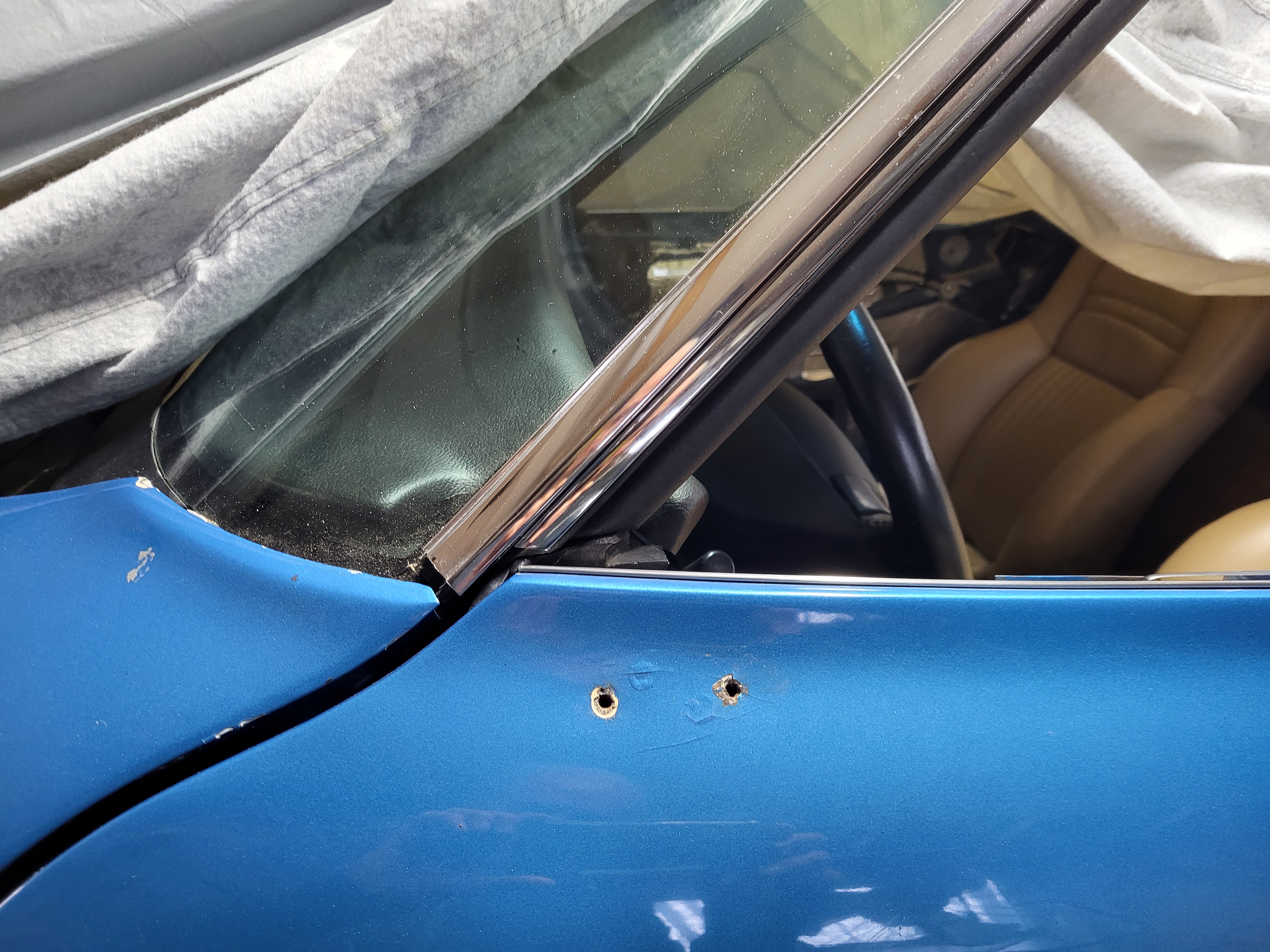 Door Mirror Location.jpg