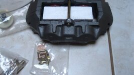 067_calipers_brake.jpg 067_calipers_brake.jpg