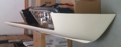 154_Headlights.jpg 154_Headlights.jpg