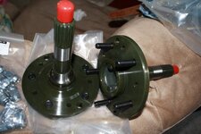 178_rear_spindles.jpg 178_rear_spindles.jpg