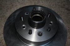 088_lug_nut_studs.jpg 088_lug_nut_studs.jpg