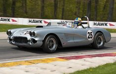 1960 Corvette 20.jpg