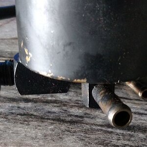 old pump.JPG