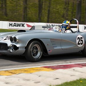 1960 Corvette 20.jpg