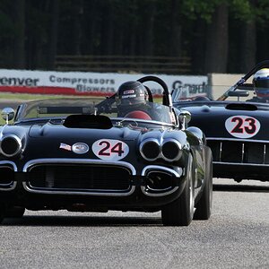 1960 Corvette 23.jpg