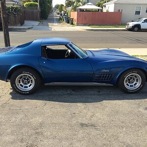 1098433-1970-chevrolet-corvette-stingray-std.jpg