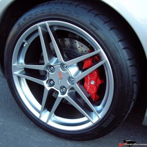 BBK_close_rear 19x11 with 295-35.jpg