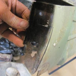 cut out rusted part (Large).JPG