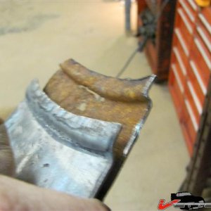 lower windshield 7 (Small).JPG